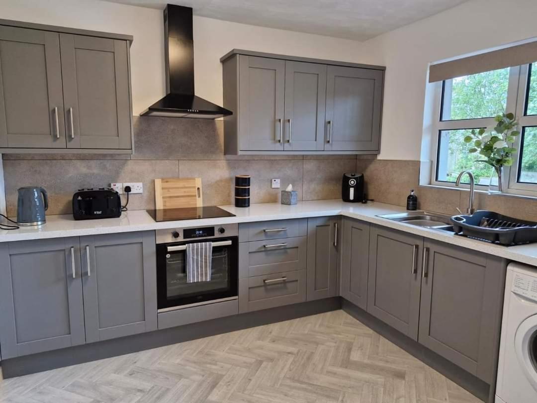 Cosy At The Castle Apartamento Carrickfergus Exterior foto
